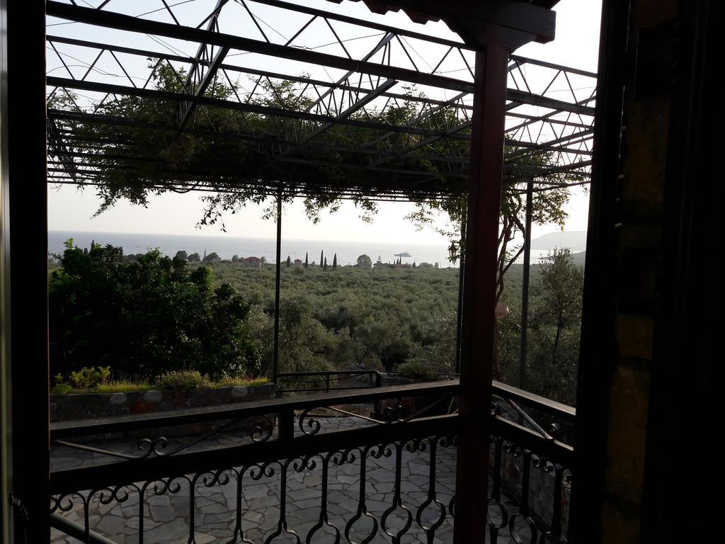 Ouranias Studios Kardamyli Dış mekan fotoğraf